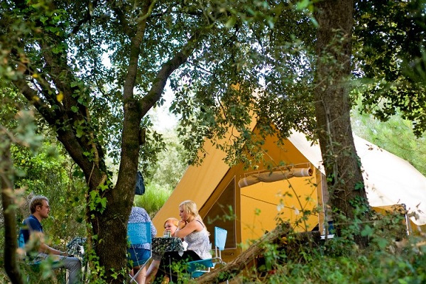 /campings/francia/poitou-charentes/charente-maritima/Huttopia Oléron Les Pisn/camping-oleron-les-pins-1545916619-xl.jpg